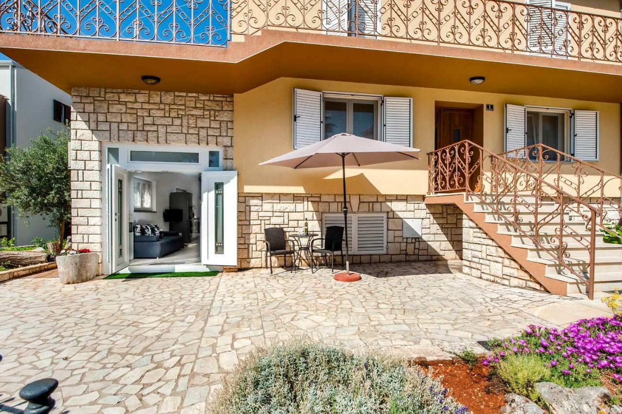 Apartment Anastasia Rovinj Exterior photo