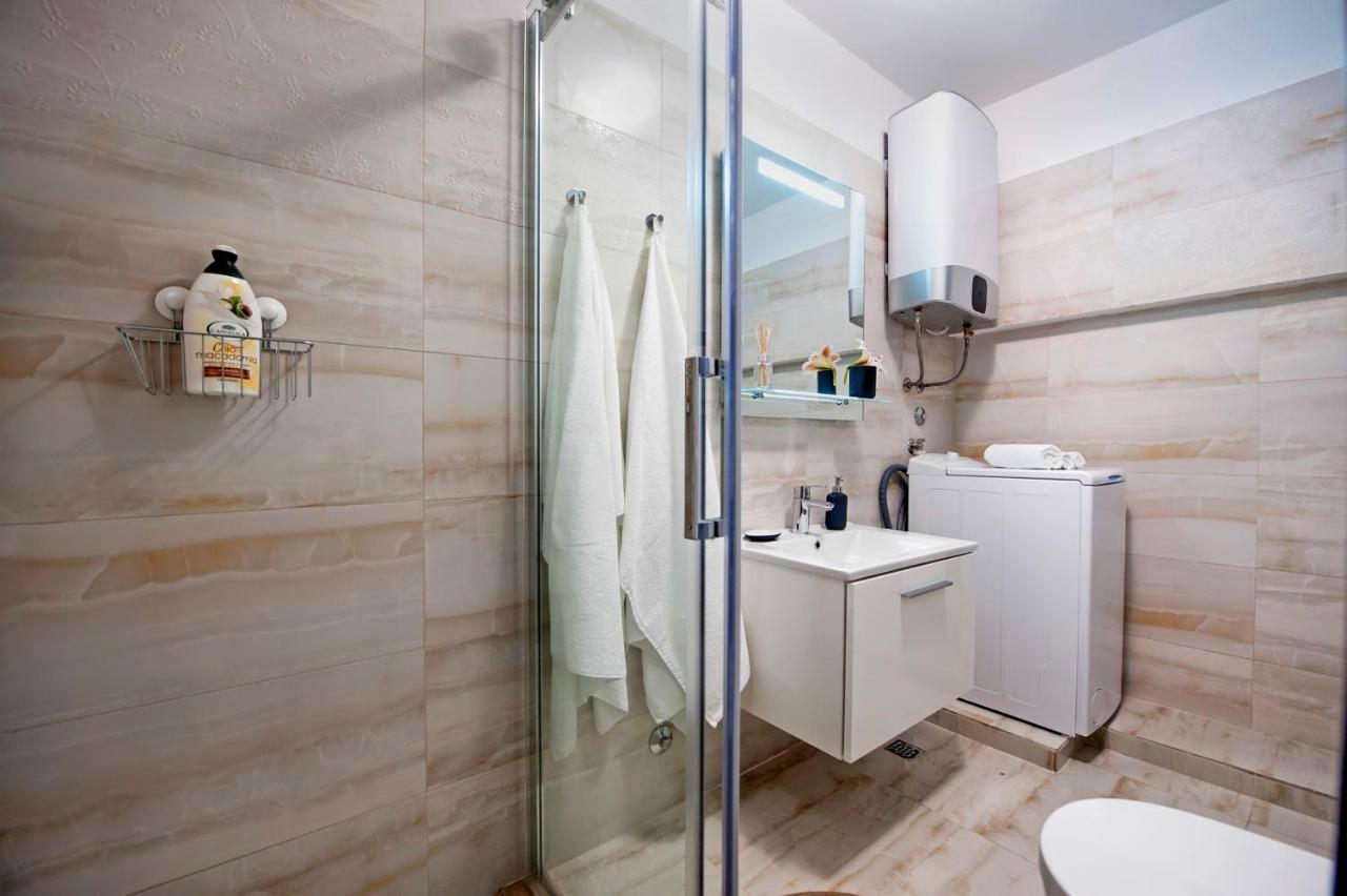 Apartment Anastasia Rovinj Exterior photo