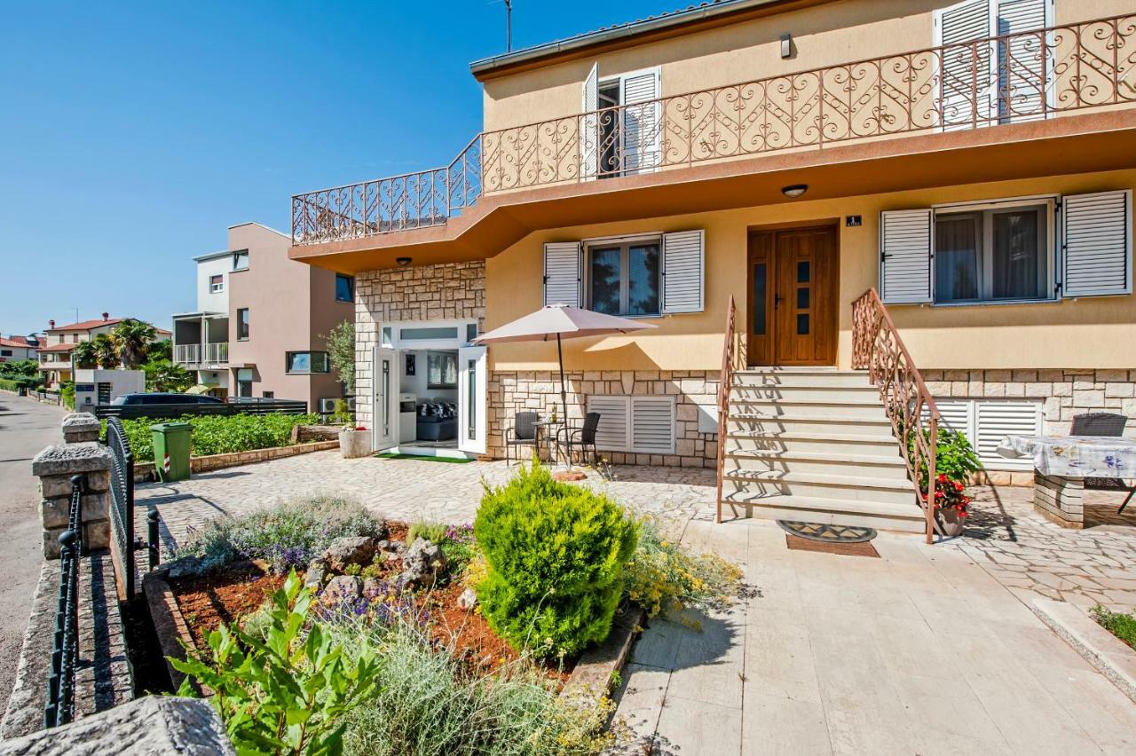 Apartment Anastasia Rovinj Exterior photo