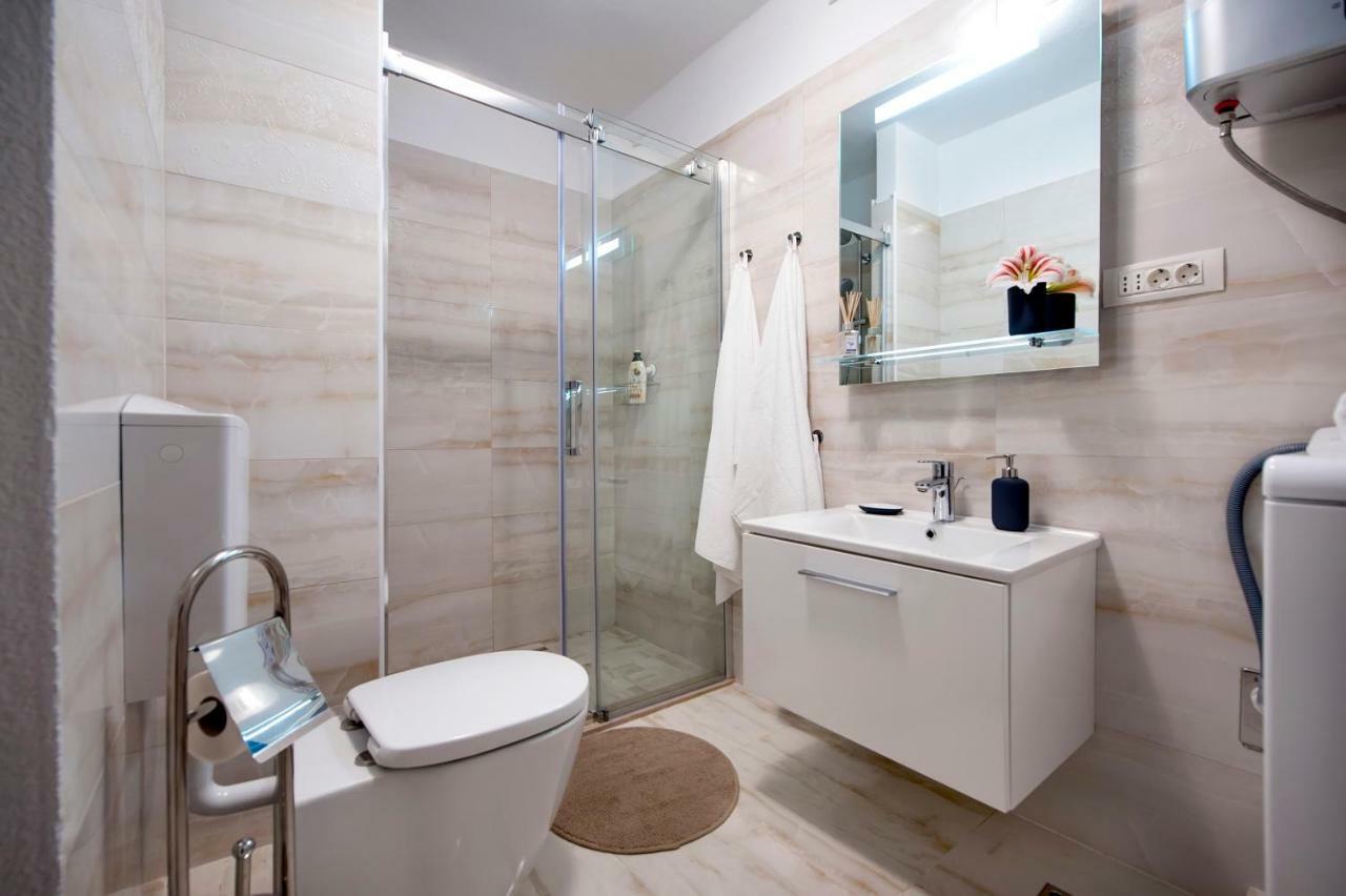 Apartment Anastasia Rovinj Exterior photo