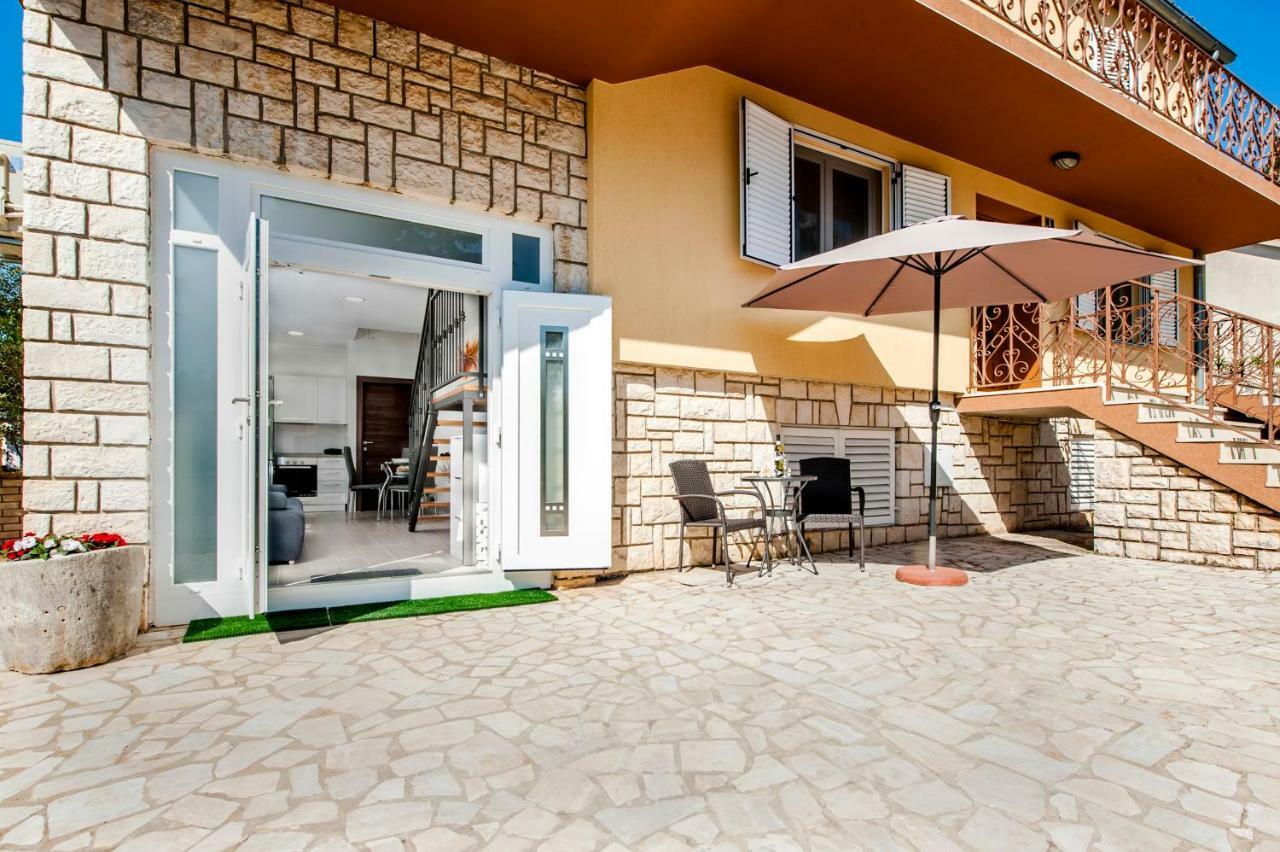 Apartment Anastasia Rovinj Exterior photo